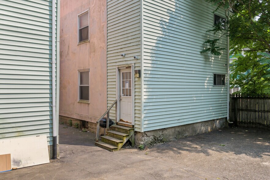 More Photos Of 175 Chapin St, Binghamton Apartments For Sale