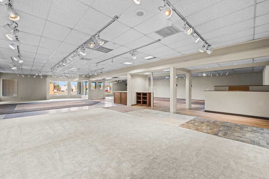 Primary Photo Of 4519 50th St, Lubbock Storefront For Lease