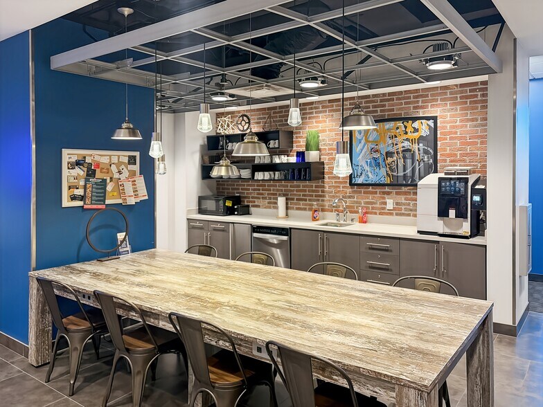 More Photos Of 99 Wyse Rd, Halifax Coworking Space