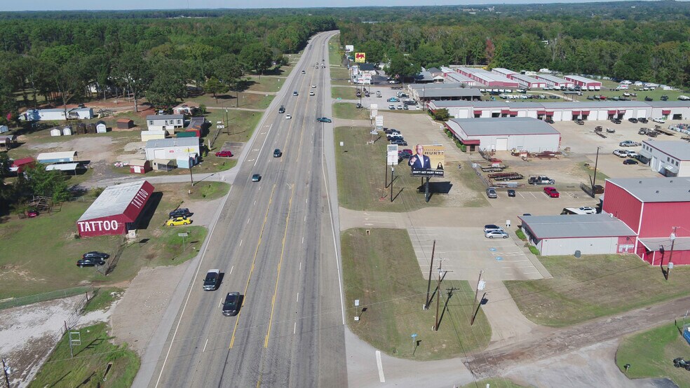 More Photos Of 17521 Tx-155, Flint Unknown For Lease