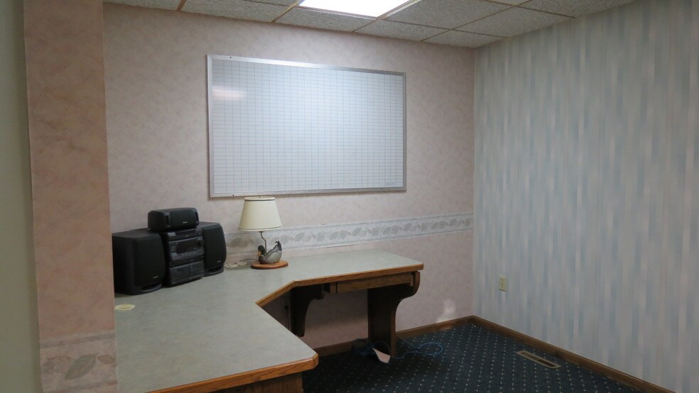 More Photos Of 22 3rd Ave S, Cold Spring Coworking Space