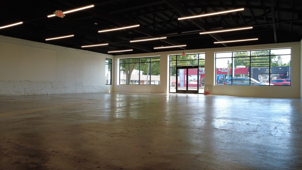 More Photos Of 2515 Nolensville Pike, Nashville Storefront For Sale