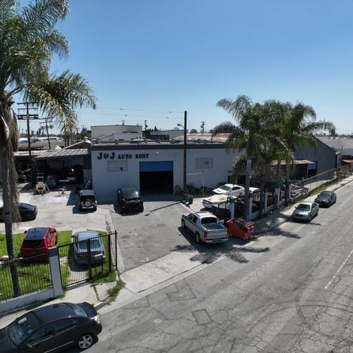 More Photos Of 2770 108th St, Lynwood Warehouse For Lease