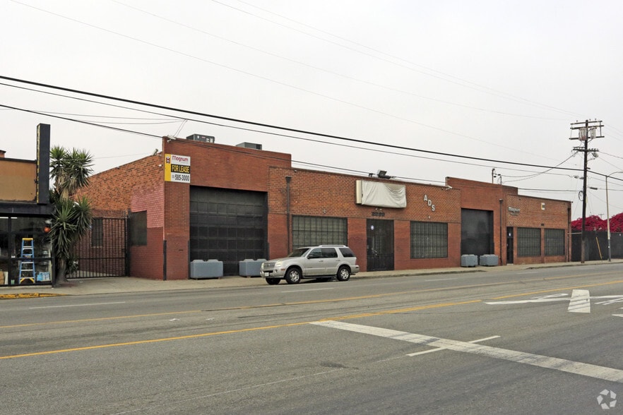 More Photos Of 2230 E Washington Blvd, Los Angeles Manufacturing For Lease