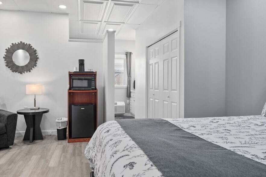 More Photos Of 200 Wapato Ct, Manson Hotel For Sale