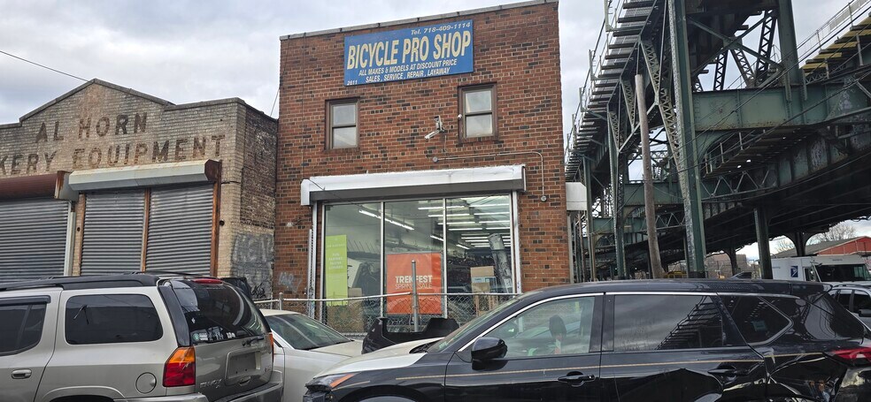Primary Photo Of 2611 Westchester Ave, Bronx Storefront Retail Office For Sale