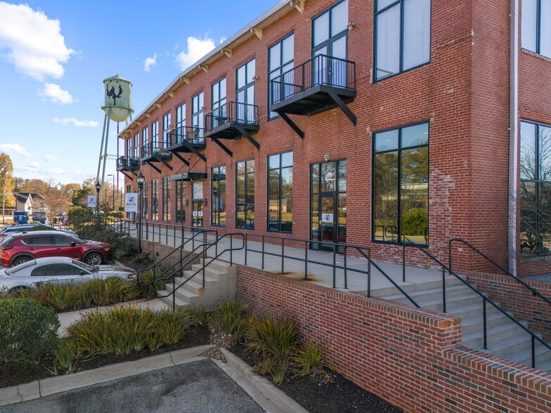 More Photos Of 300 South St, Simpsonville Apartments For Sale