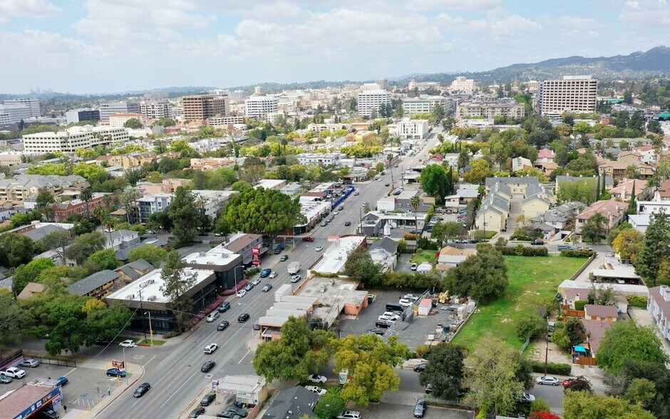 More Photos Of 1245 E Walnut St, Pasadena Medical For Sale