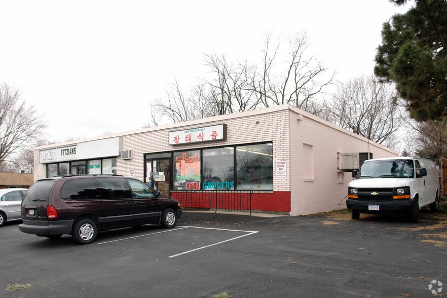 More Photos Of 462 Troy Schenectady Rd, Latham Freestanding For Lease