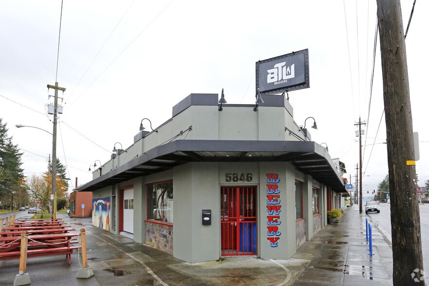 More Photos Of 5824-5846 NE Sandy Blvd, Portland Restaurant For Sale