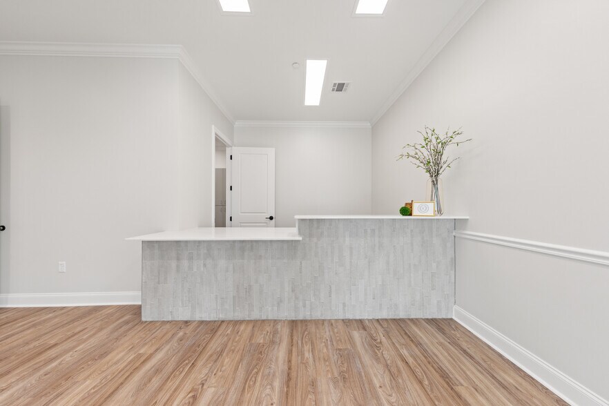 More Photos Of 1102 Apollo rd, Scott Office Residential For Lease