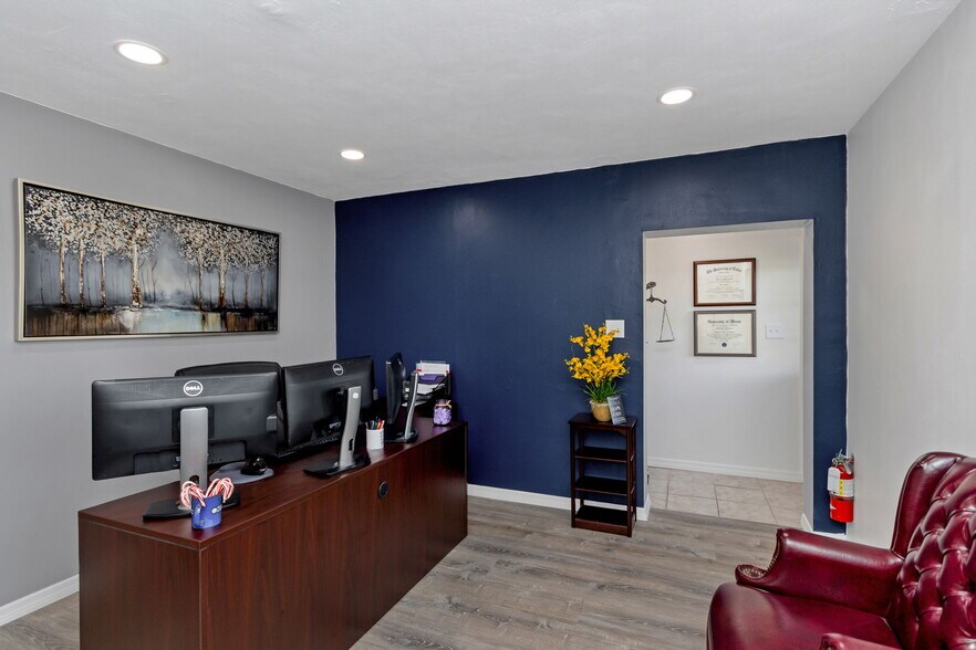 More Photos Of 2645 Sunset Point Rd, Clearwater Freestanding For Lease