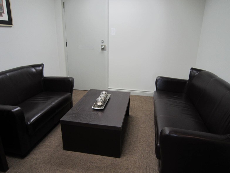 More Photos Of 259-261 Montreal Rd, Ottawa Office For Lease