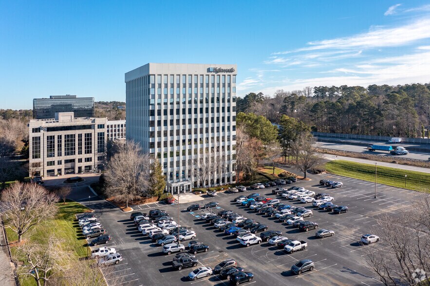 More Photos Of 2200 Century Pky NE, Atlanta Office For Lease