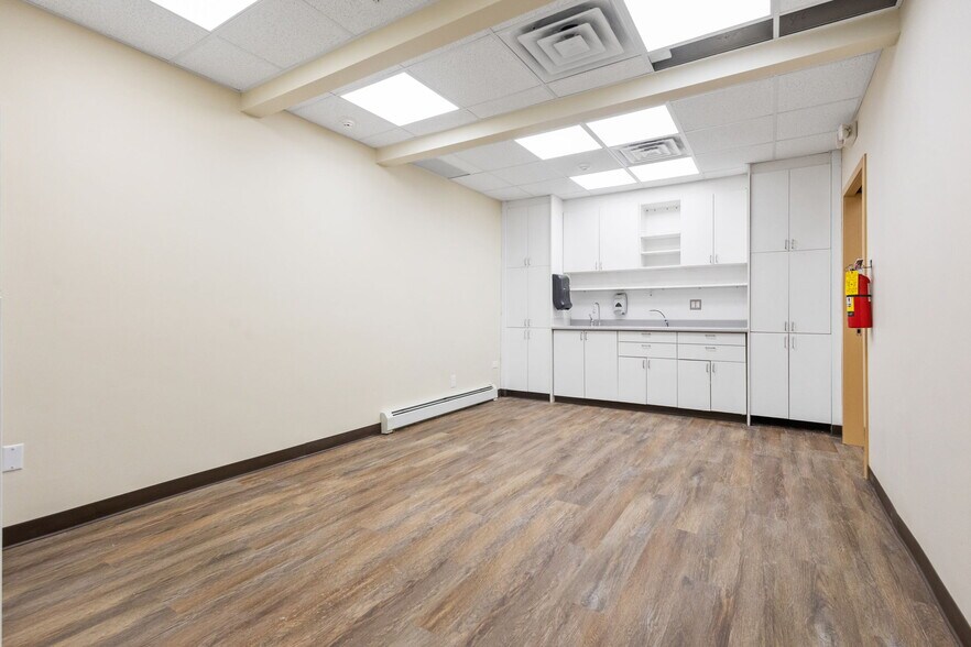 More Photos Of 311 N Midland Ave, Nyack Medical For Lease