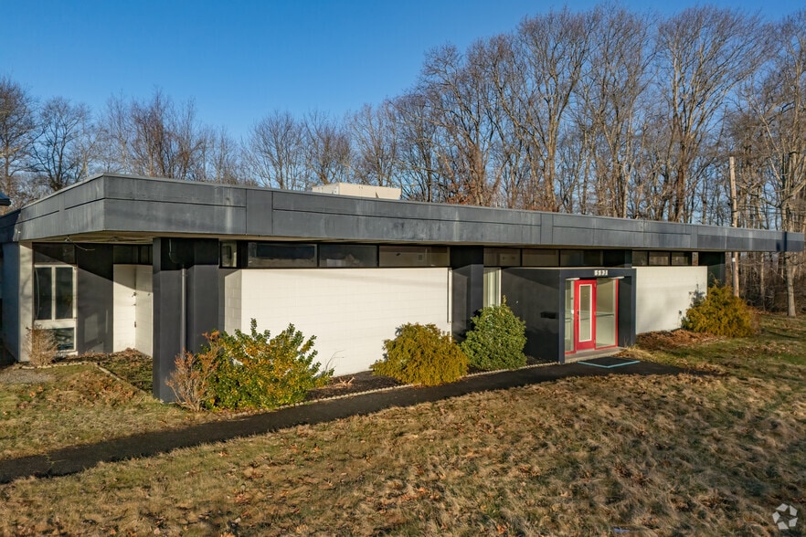 More Photos Of 593 Airport Rd, Fall River Office For Sale