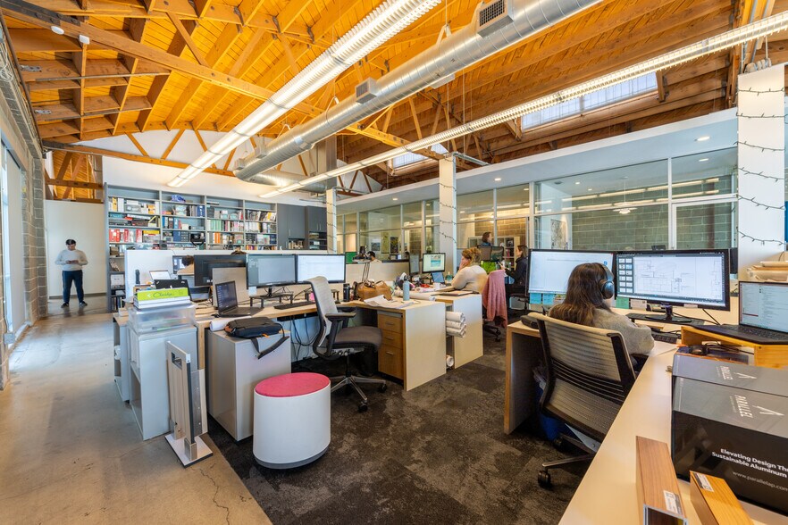 More Photos Of 5972-5976 Washington Blvd, Culver City Flex For Lease