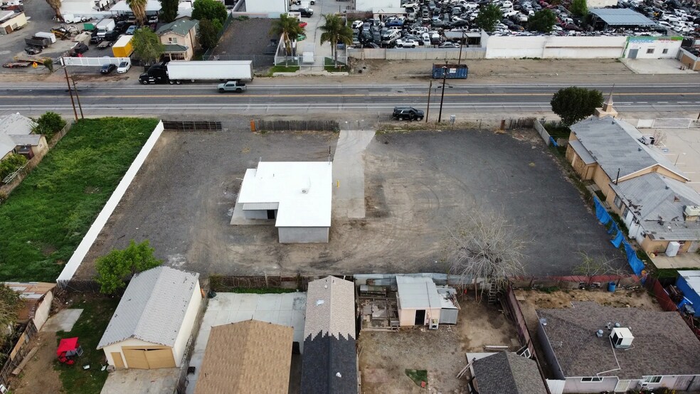 More Photos Of 24229 W 5th St, San Bernardino Land For Lease