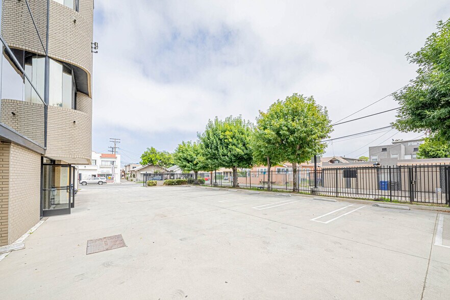 More Photos Of 980 Atlantic Ave, Long Beach Medical For Lease