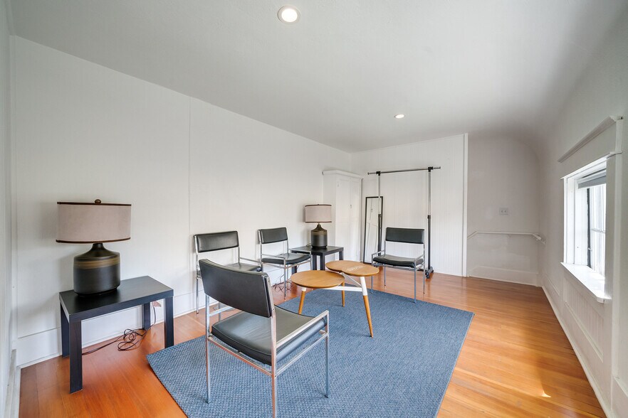 More Photos Of 4908 York Blvd, Los Angeles Lodge Meeting Hall For Lease