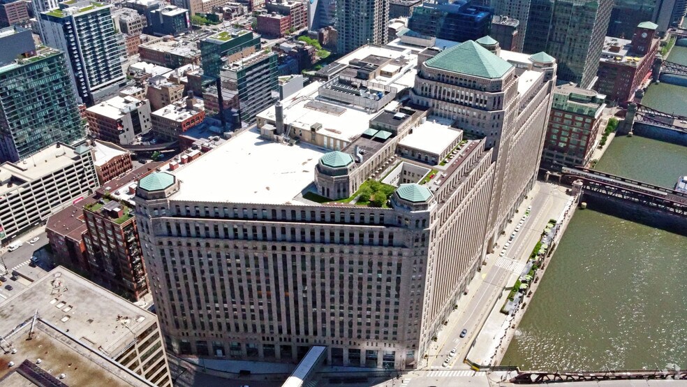 More Photos Of 222 Merchandise Mart Plz, Chicago Office For Lease