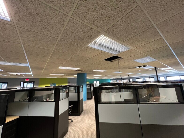 More Photos Of 14 Tri Park Way, Appleton Office For Sale