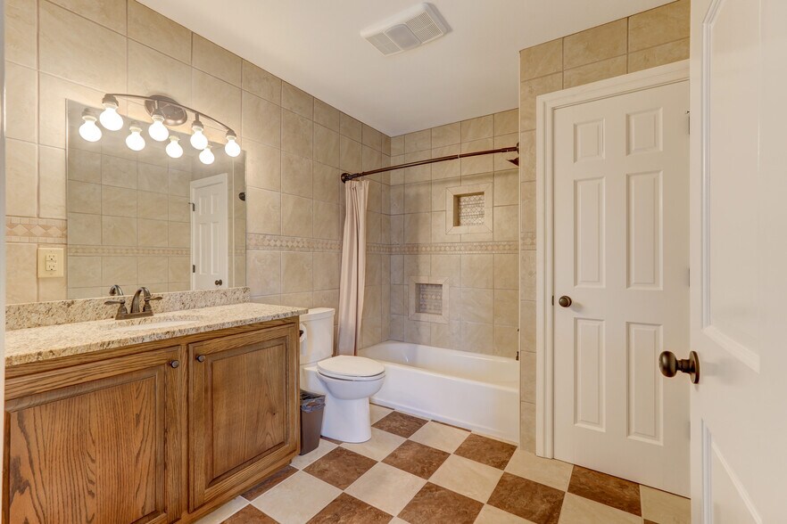 More Photos Of 178 Slaydon Rd, Eden Specialty For Sale