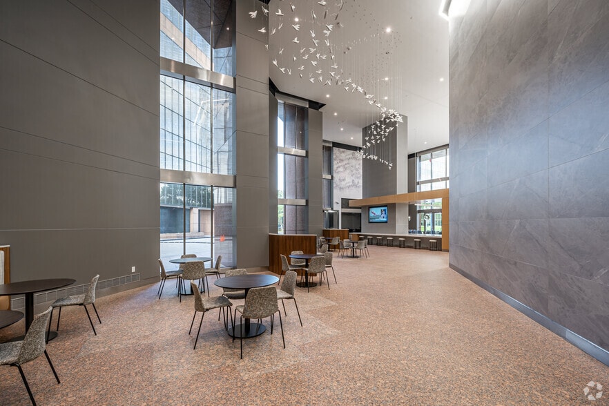 More Photos Of 5555 San Felipe St, Houston Office For Lease