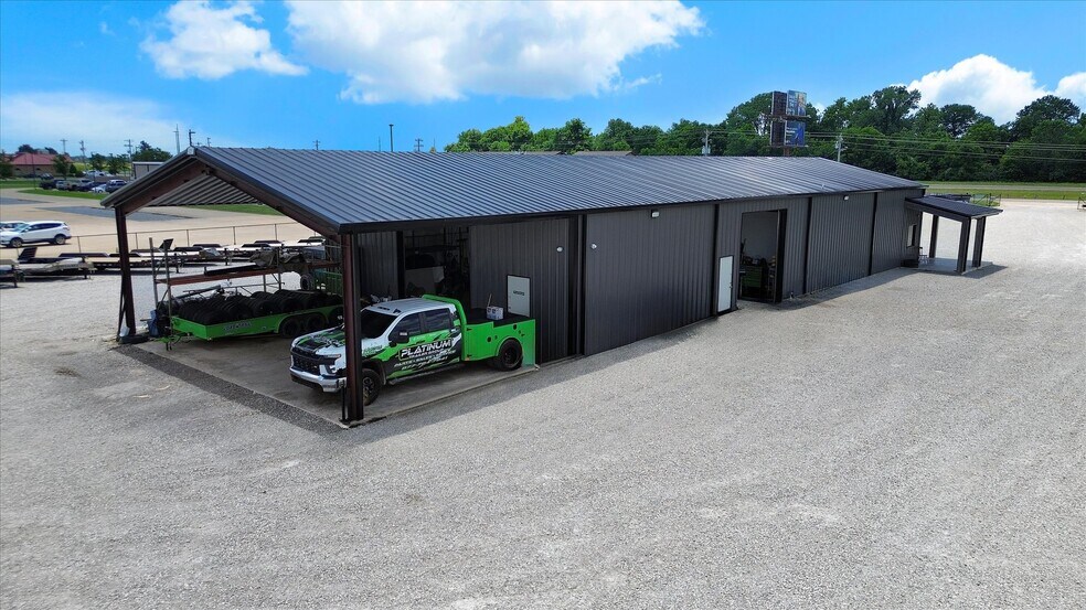 More Photos Of 538 Industrial Pk Acc rd, Trumann Flex For Lease