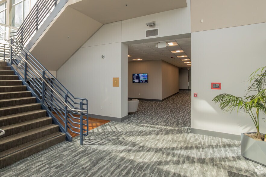 More Photos Of 4207 Town Center Blvd, El Dorado Hills Office For Lease