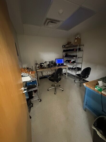 More Photos Of 1250 Rochester St, Lima Light Manufacturing For Lease