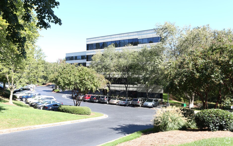 More Photos Of 6000 Lake Forrest Dr NW, Atlanta Office For Lease