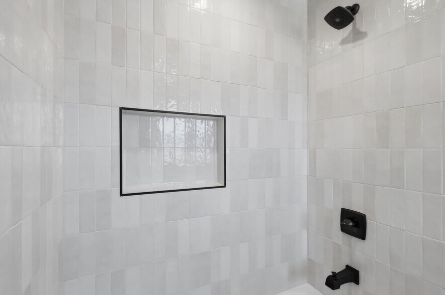 More Photos Of 1507 W 83rd St, Los Angeles Apartments For Sale