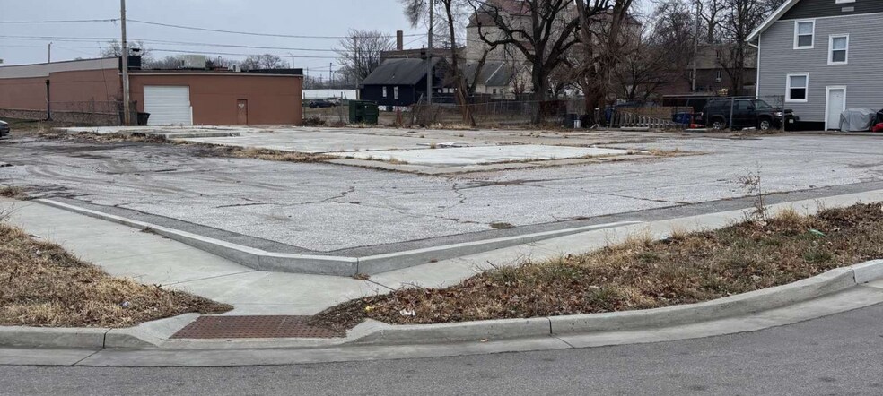 Primary Photo Of 1245 21st Street, Des Moines Land For Sale