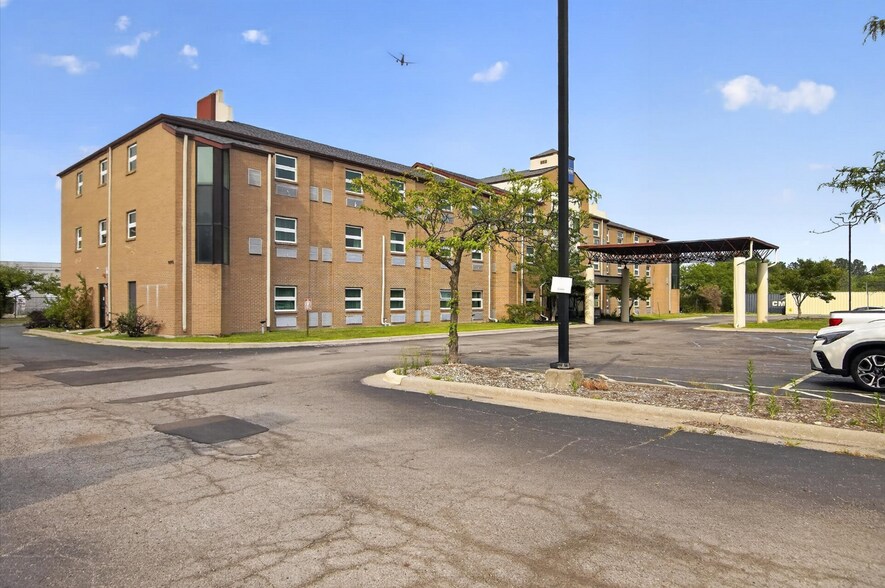 More Photos Of , Romulus Hospitality For Sale
