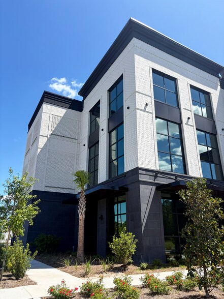More Photos Of 100 Enterprise Dr, Rincon Serviced Offices For Lease