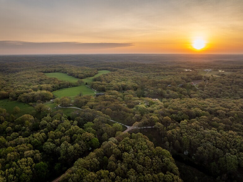 More Photos Of 129 Vaughan Rd, Eldon Lodge Meeting Hall For Sale