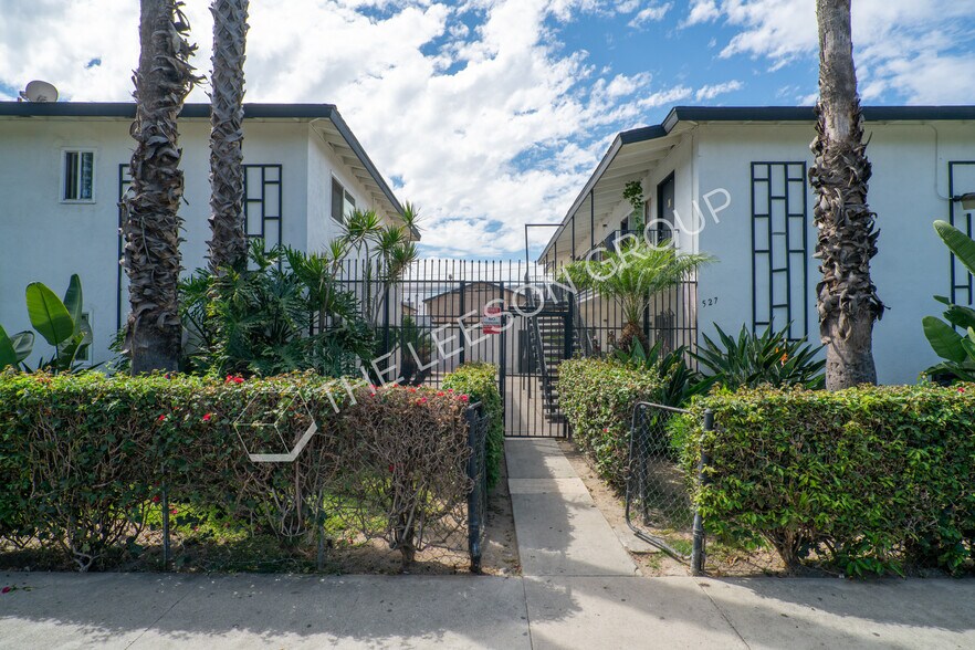 More Photos Of 527 N Anna Dr, Anaheim Apartments For Sale