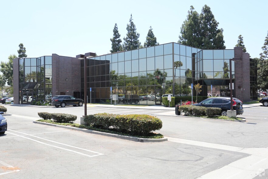 Primary Photo Of 11277 Garden Grove Blvd, Garden Grove Office For Lease
