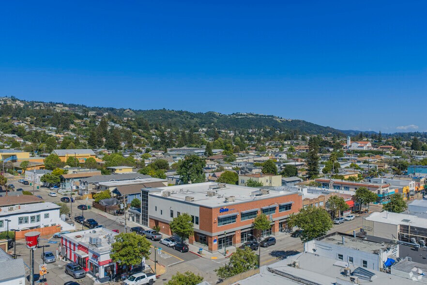 More Photos Of 3810-3814 MacArthur Blvd, Oakland Medical For Lease