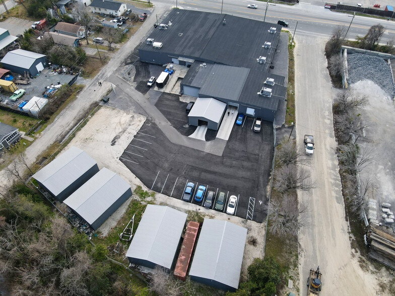 More Photos Of 2532 Spruill Ave, North Charleston Warehouse For Lease