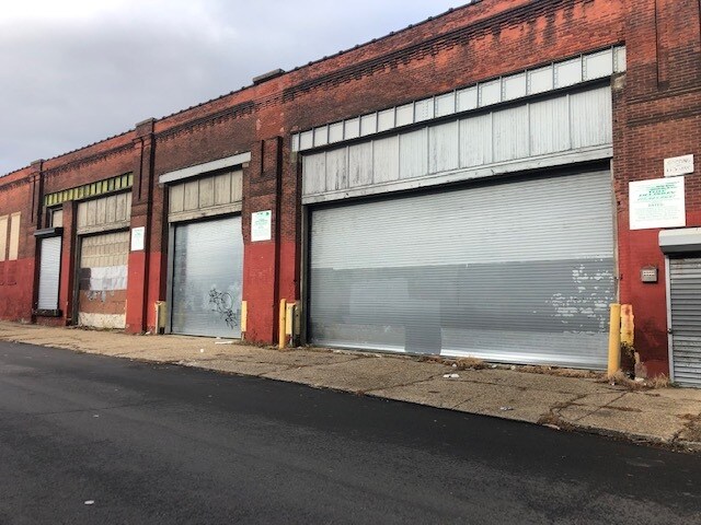 More Photos Of 2200 N 8th St, Philadelphia Warehouse For Lease