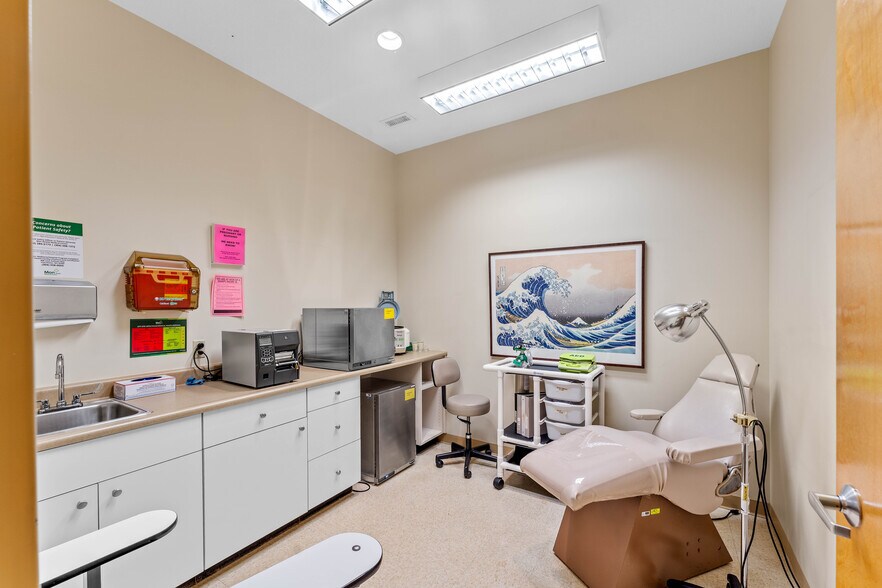 More Photos Of 2199 Cheat Rd, Morgantown Medical For Sale