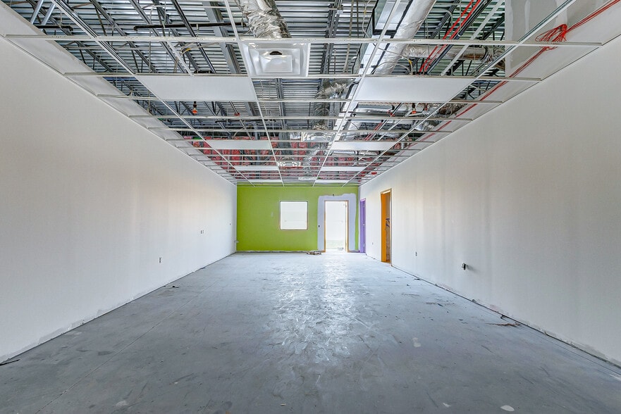 More Photos Of 24004 Porter Ranch Ln, Katy Unknown For Lease