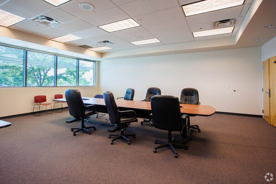 More Photos Of 1300 Desert Willow Rd, Los Lunas Manufacturing For Sale