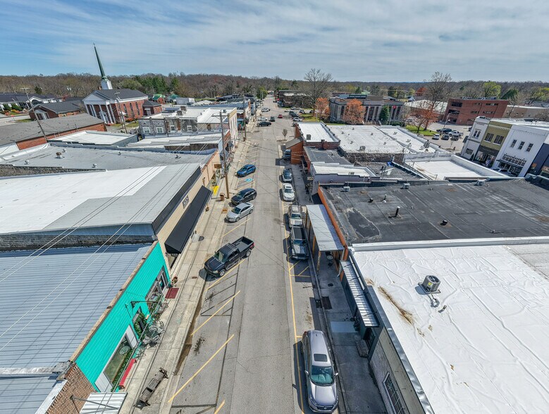 More Photos Of 108 W Walnut St, Smithville Restaurant For Sale