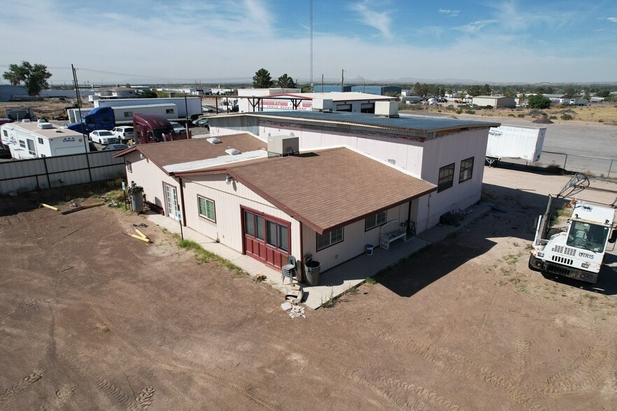 More Photos Of 2215 Stockyard Rd, El Paso Warehouse For Lease