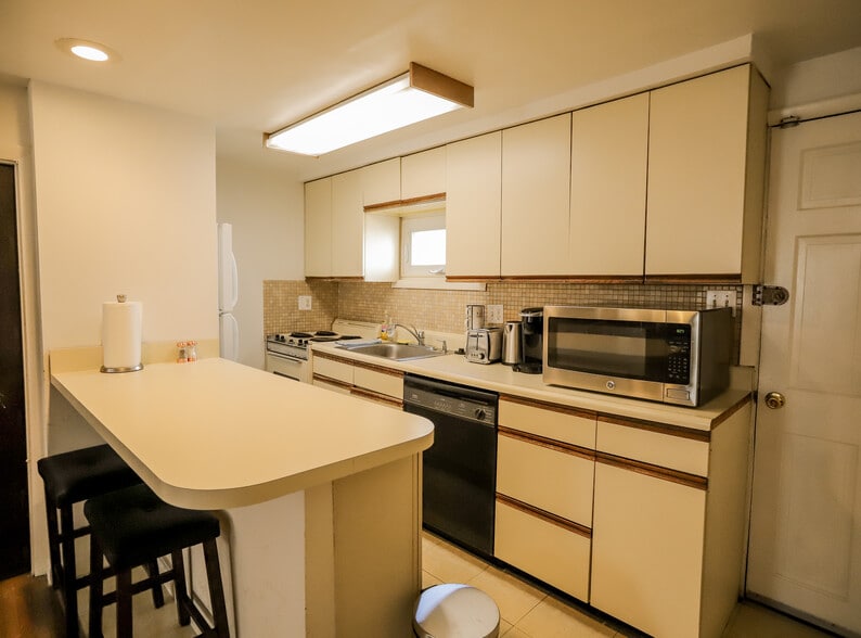 More Photos Of , Philadelphia Multifamily For Sale