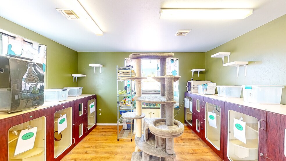 More Photos Of 1601 Wardle rd, Sierra Vista Specialty For Sale