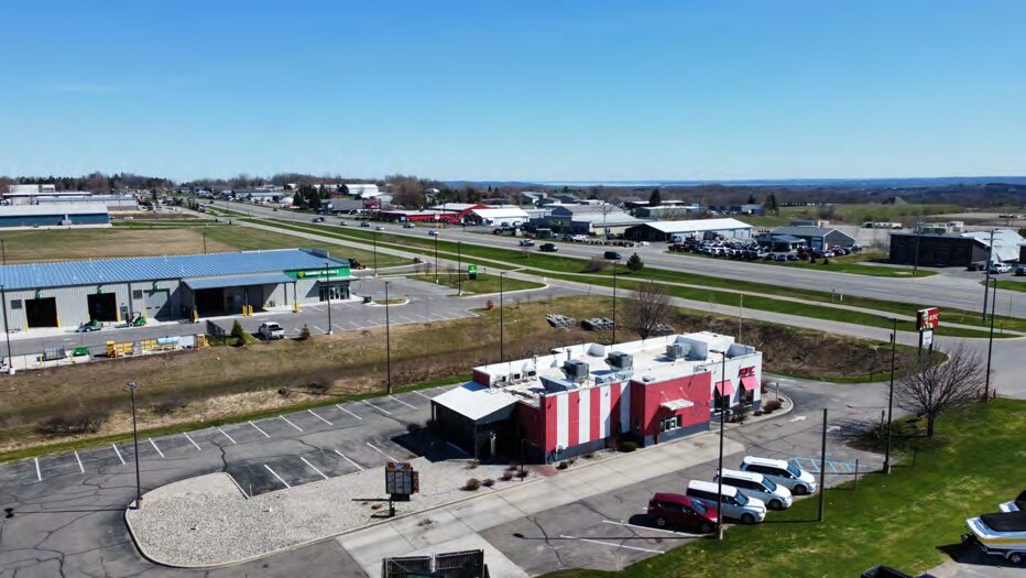 More Photos Of 311 US Highway 31 S, Traverse City Fast Food For Sale